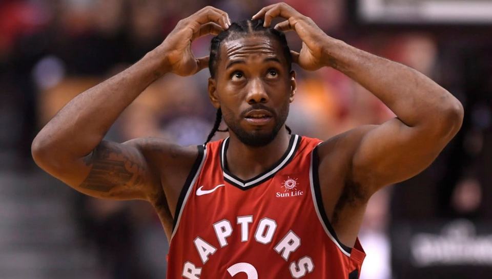 VAR 看了这么久，在犹豫什么？（VAR看了半天，还在等什么？）