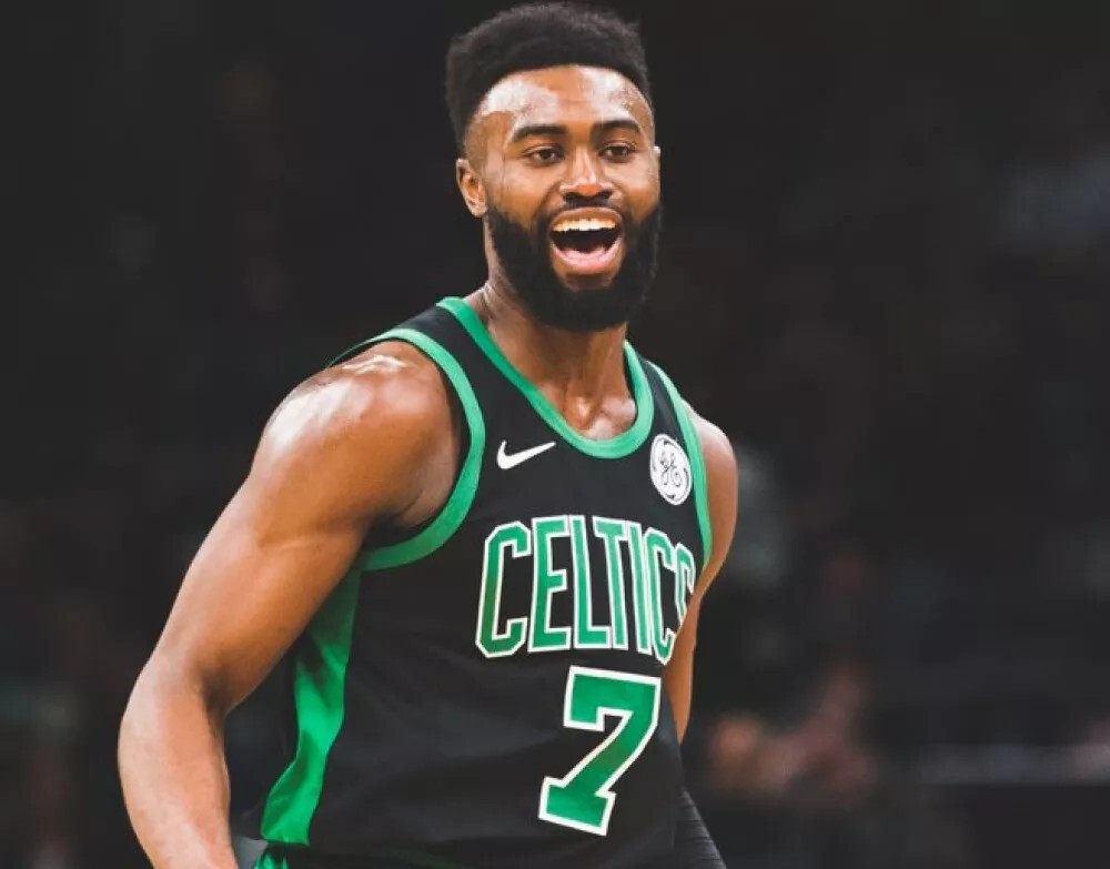 广东2将缺席揭幕战，山西酝酿1换1交易，广厦捡到宝，新疆注册新外援（广东两将无缘揭幕战，山西谋划1换1，广厦收获惊喜，新疆注册新外援）