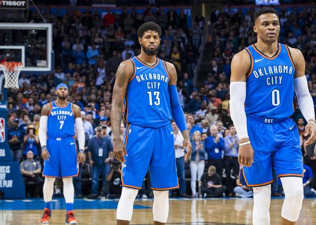 哈登本赛季三分造犯规次数高达27次，断层领先所有人（哈登本季三分造犯规达27次，遥遥领先全联盟）