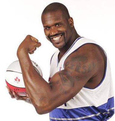 上半场奇兵！焦海龙半场7中6得到15分4篮板（半场高效爆发！焦海龙7投6中砍下15分4篮板）