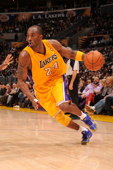 罗马连胜势头难以阻挡（罗马豪取连胜势不可挡）