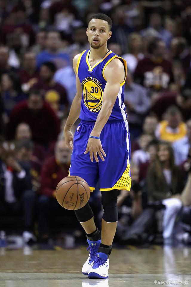 穆帅：我们发现的问题阿贾克斯都发现了，他们会变得更强（穆帅：阿贾克斯也洞悉这些问题，他们会变得更强大）