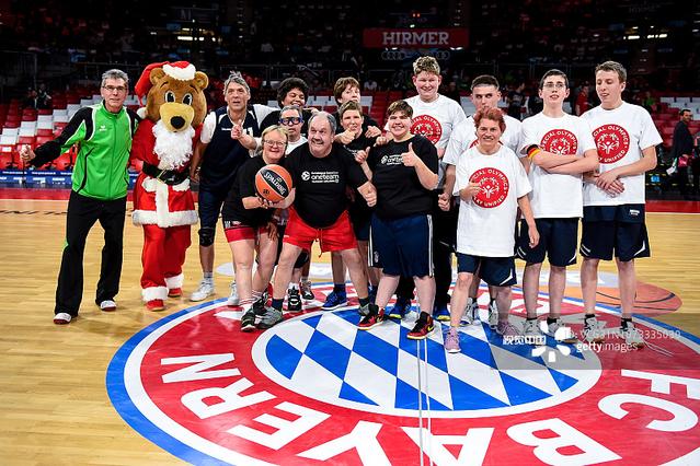 加布里埃尔本赛季中超6次首开纪录领跑海港，逼近奥斯卡纪录（加布里埃尔本季中超6次先拔头筹领跑海港，逼近奥斯卡纪录）