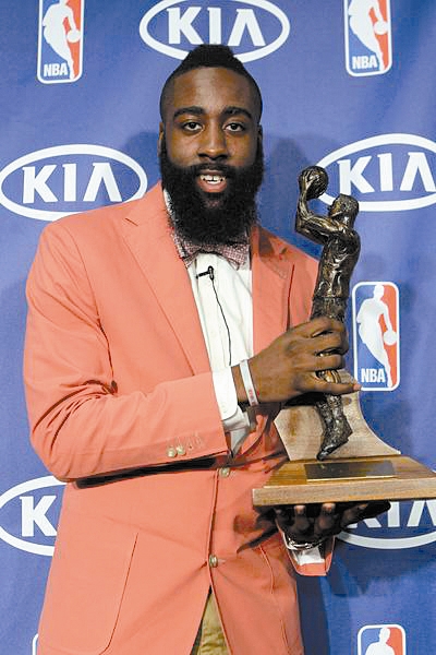 足球国足助教透露球队新目标：冲击小组第一（国足助教：球队新目标是力争小组头名）