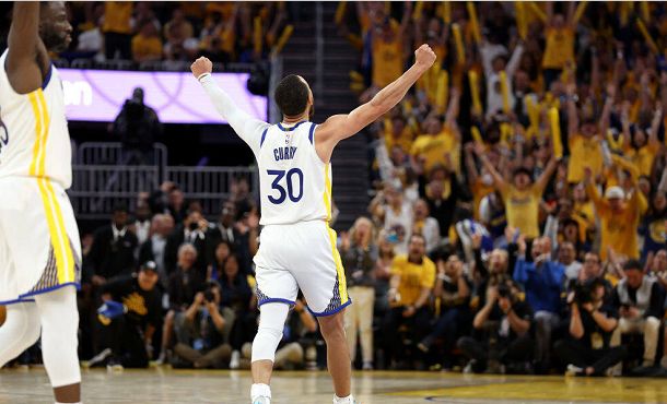 经纪人：阿什拉夫在巴黎很开心；皇马是阿什拉夫的家（经纪人：阿什拉夫在巴黎过得很开心，皇马始终是他的家）